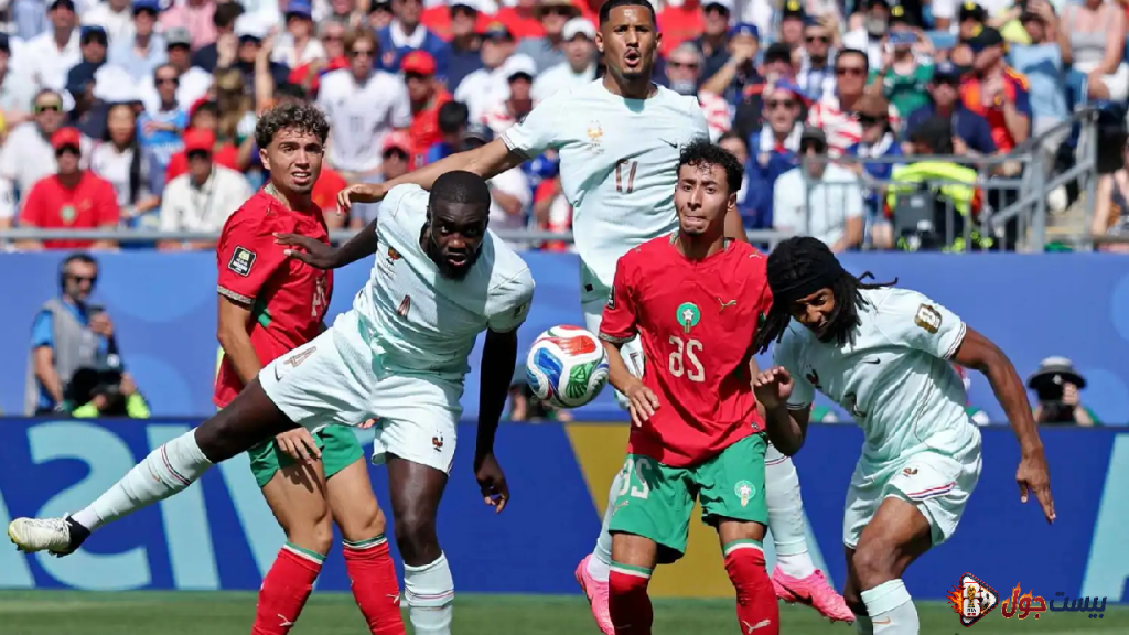 لاعبو منتخب المغرب أمام منتخب فرنسا في ربع نهائي كأس العالم 2026 مع تحليل تكتيكي لأسباب خروج أسود الأطلس.